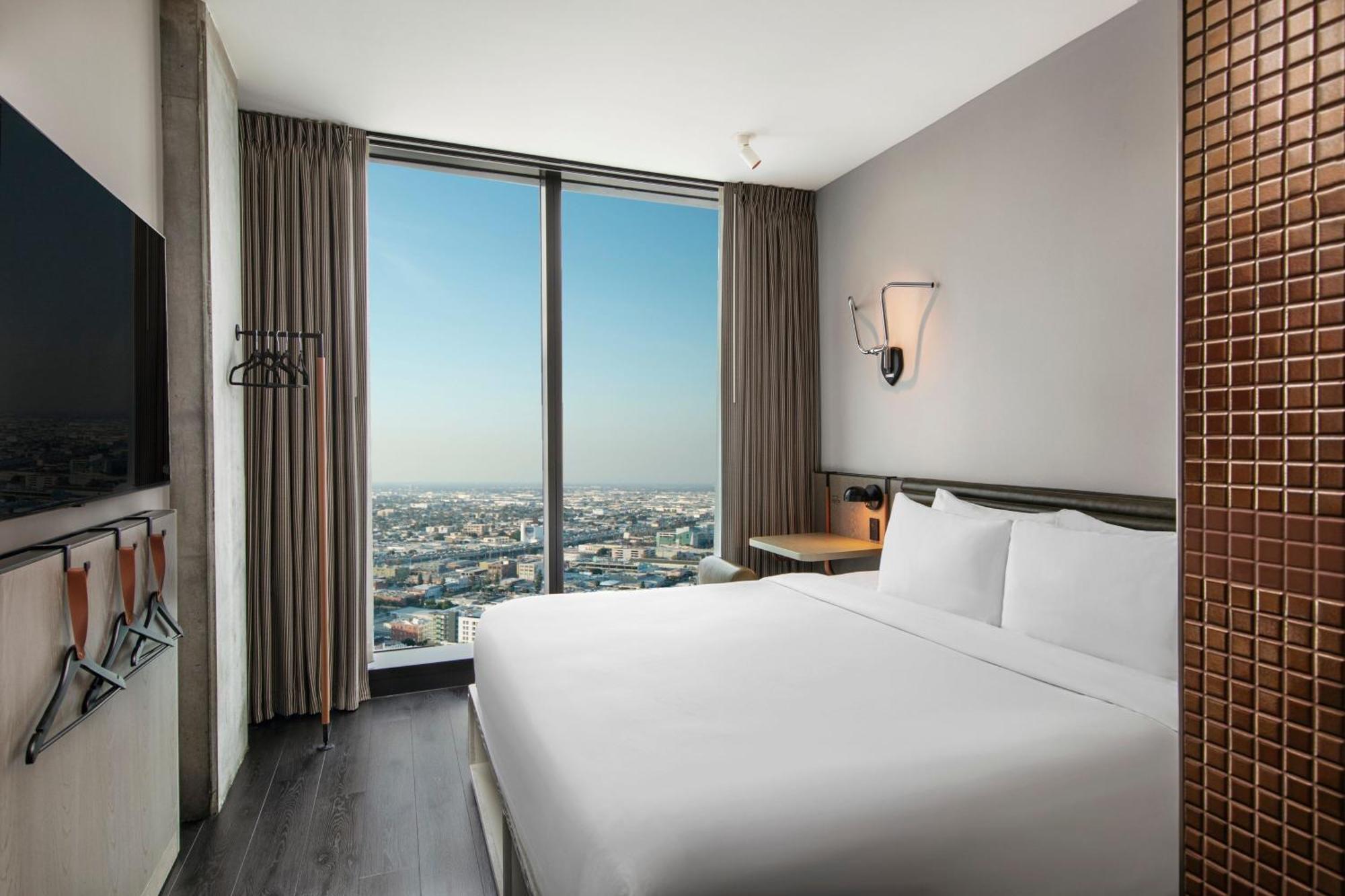 Hotel Moxy Downtown Angeles
