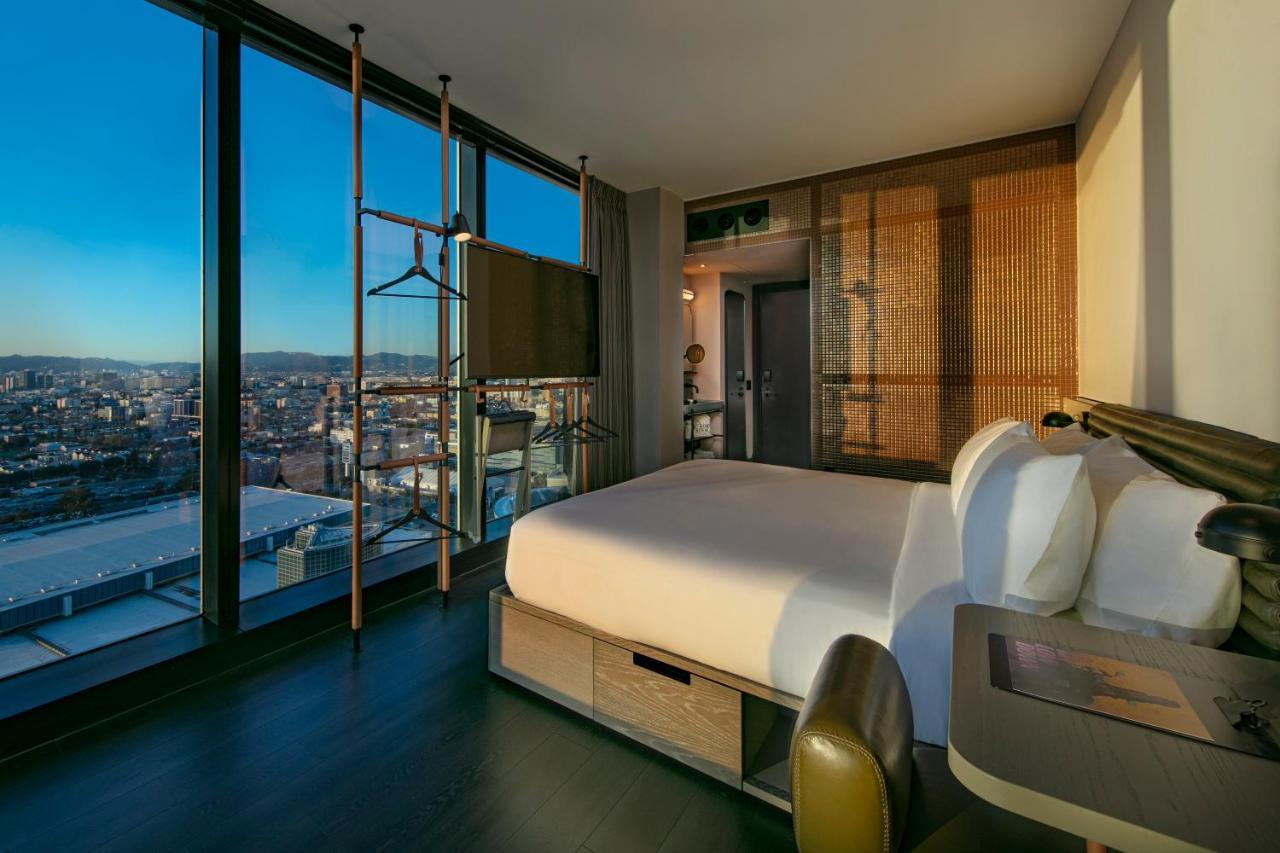 Moxy Downtown 4* Los Angeles