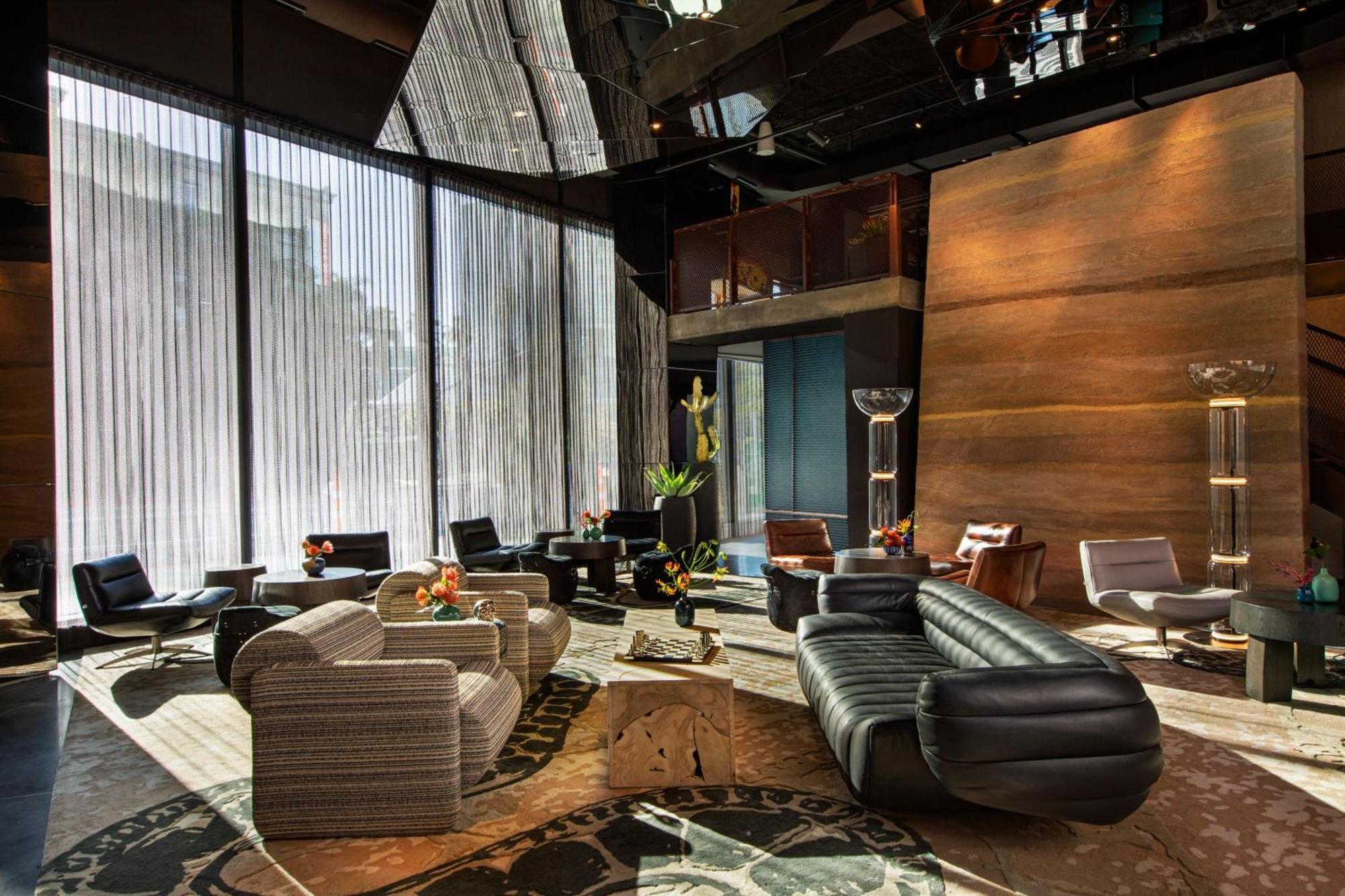 Moxy Downtown Hotel